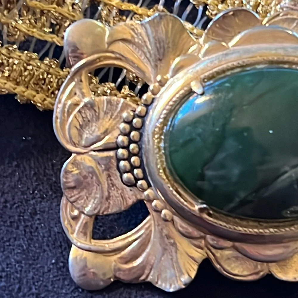 Antique belt & buckle semi precious stone green